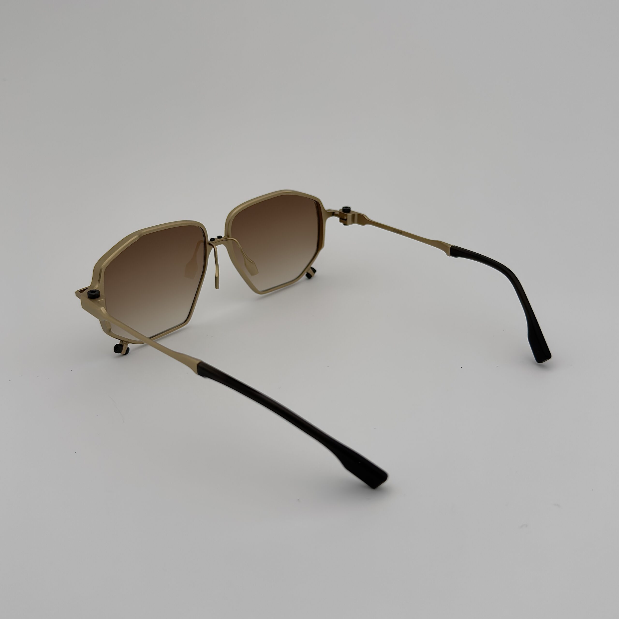 FLM19 03 Titan Golden - obrazek 4