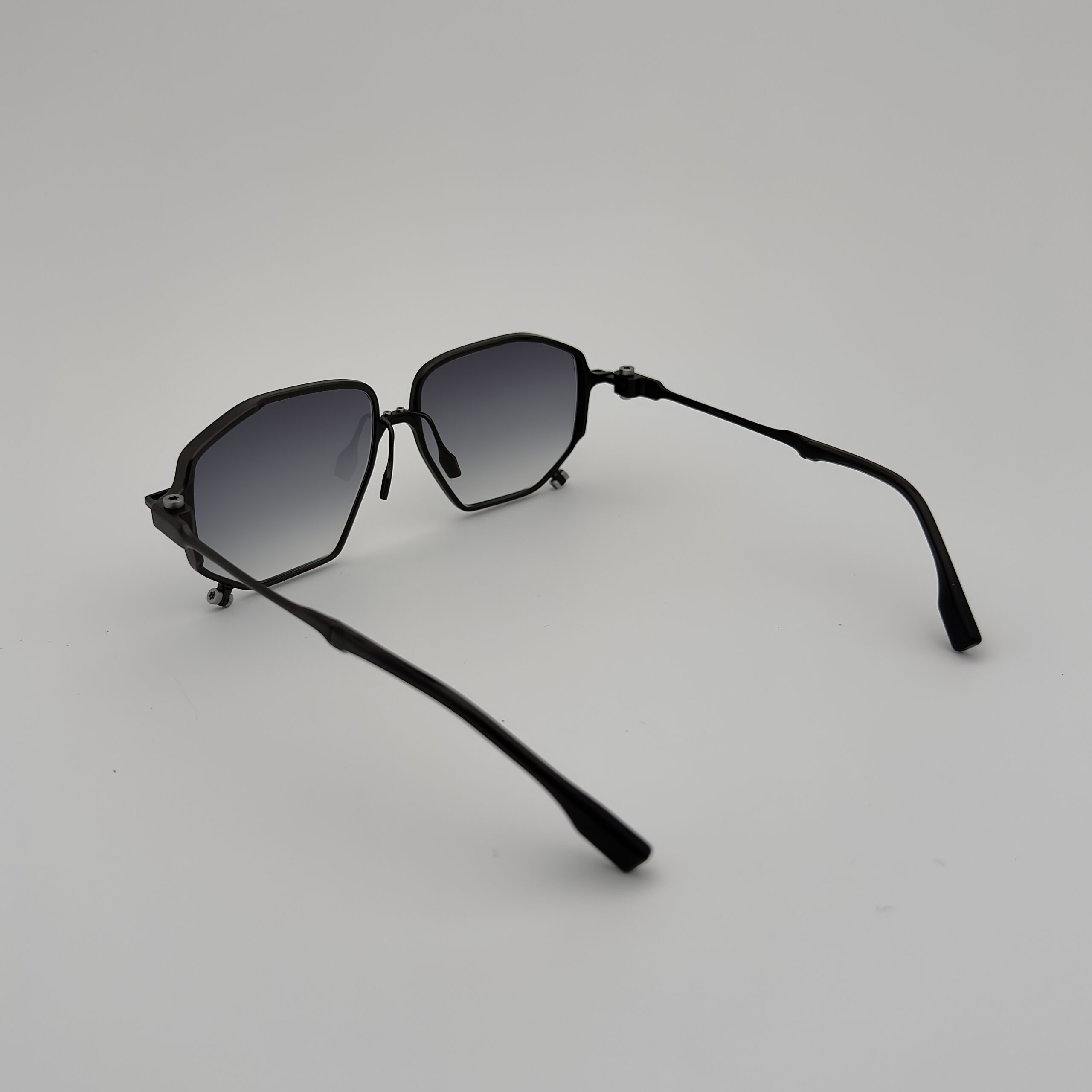 FLM19 01 Titan Black - obrazek 4